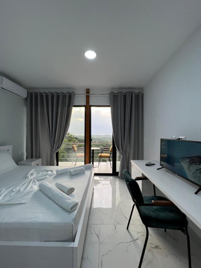 Restorant Hotel Xheni Draci Exterior photo